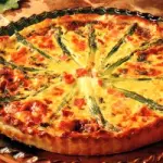 Ricetta torta salata con asparagi, uova e prosciutto cotto: piatto completo e dietetico