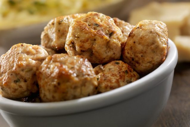 Polpette di pollo e tacchino: ricetta facile