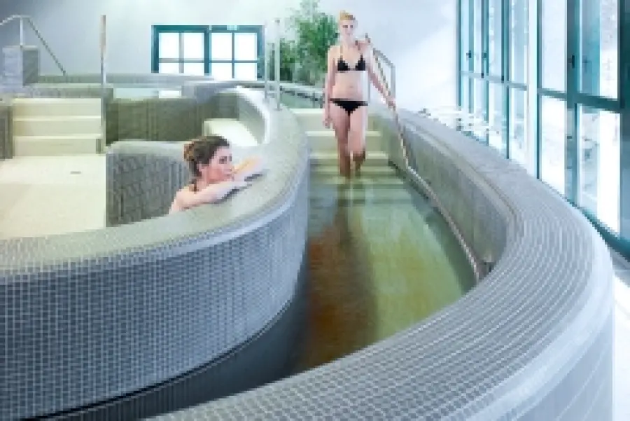 Trento-Terme di Pejo: cure termali per gambe gonfie e pesanti, cattiva circolazione