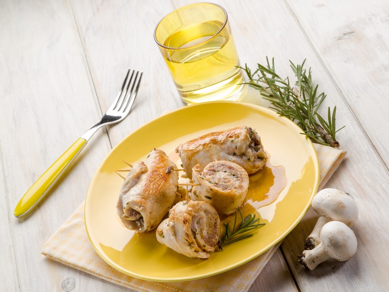 Ricetta involtini di pollo con funghi