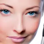 Dermapen: trattamento antirughe viso e per eliminare smagliature corpo. Medicina Estetica viso-corpo