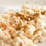 Risotto pere, gorgonzola e noci: ricetta facile