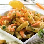 Ricetta pasta con gamberetti, mandorle tritate, scorsa d' arancia: piatto da 335 calorie