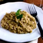 Ricetta risotto ai carciofi e panna light: primo piatto dietetico da 325 kcalorie