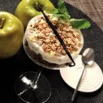 Ricetta dolce dietetico alla ricotta con mele, uvetta e fiocchi di grano saraceno